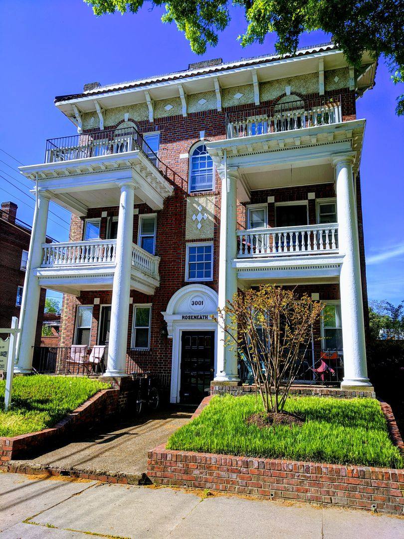 Apartment for rent at 3001 Monument Ave, Richmond, VA 23221
