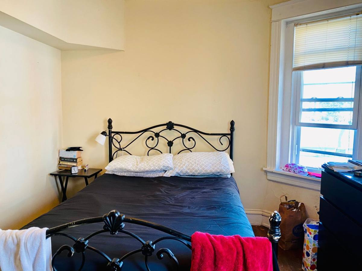 Apartment for rent at 3001 Monument Ave, Richmond, VA 23221