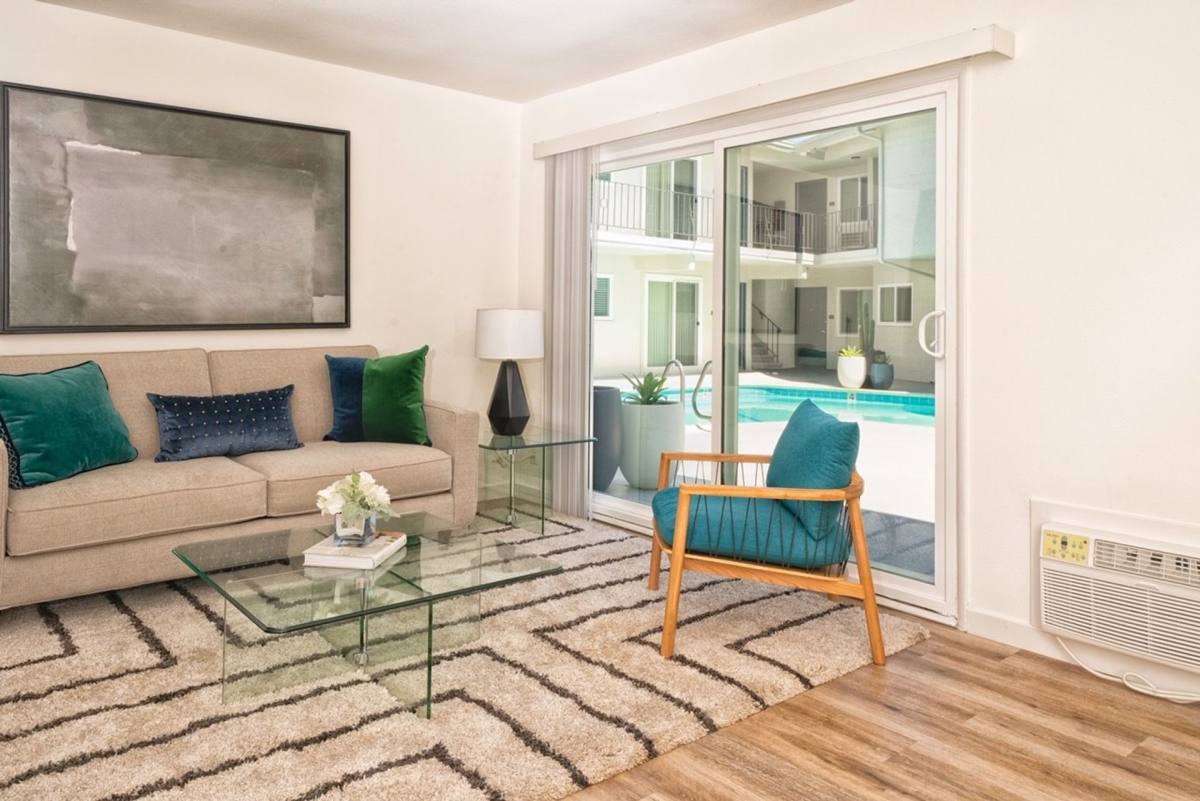 Apartment for rent at 13429 Moorpark St, Sherman Oaks, CA 91423