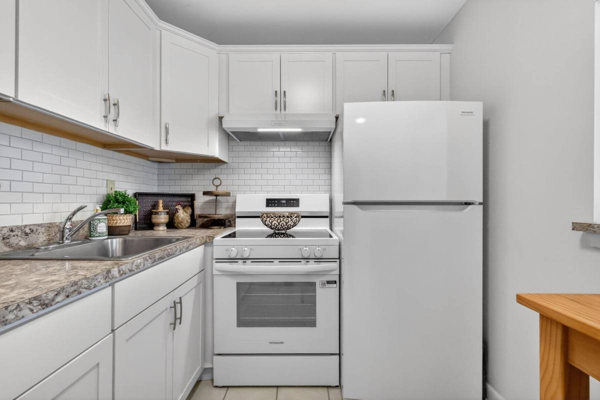Apartment for rent at 378 Sheffield P #378, West Palm Beach, FL 33417