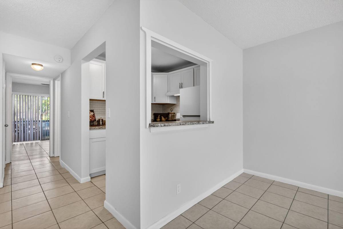 Apartment for rent at 378 Sheffield P #378, West Palm Beach, FL 33417