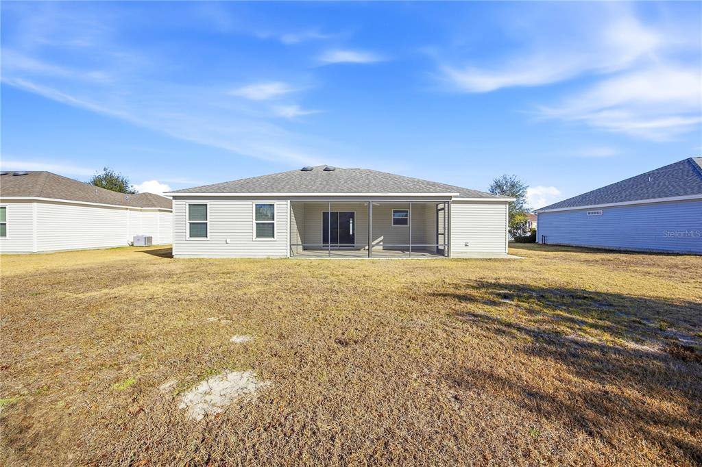 Apartment for rent at 11190 Hess Way, Oxford, FL 34484
