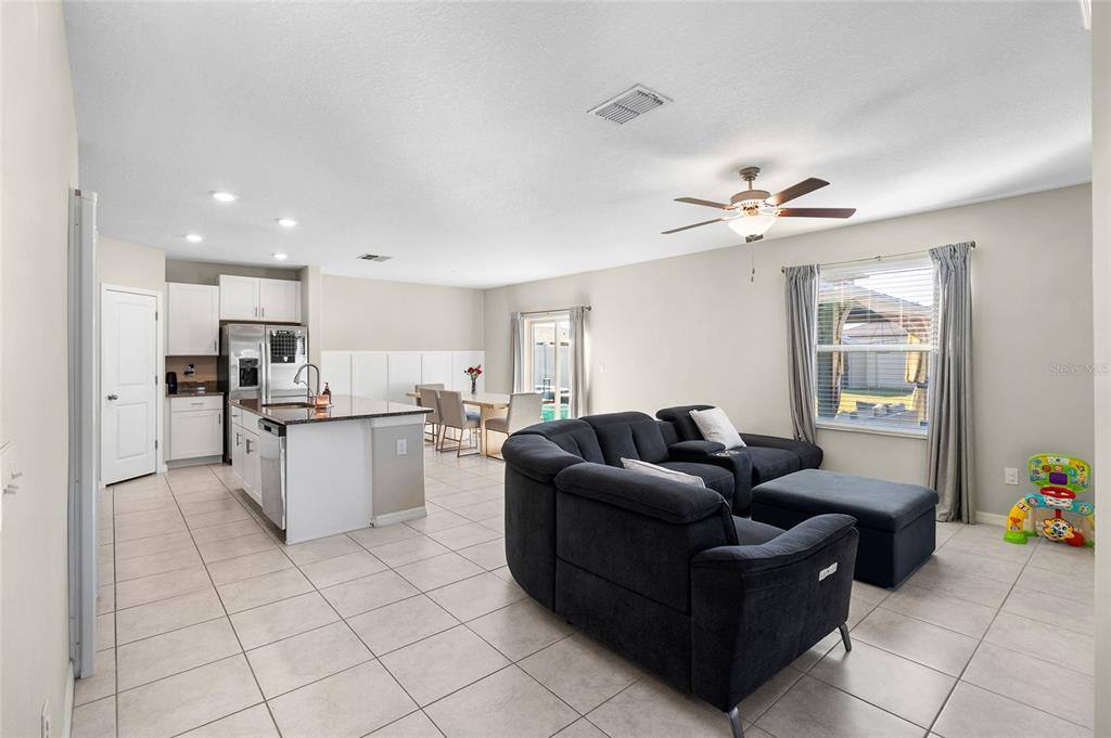 Apartment for rent at 15507 Peace River Place, Sun City Center, FL 33573