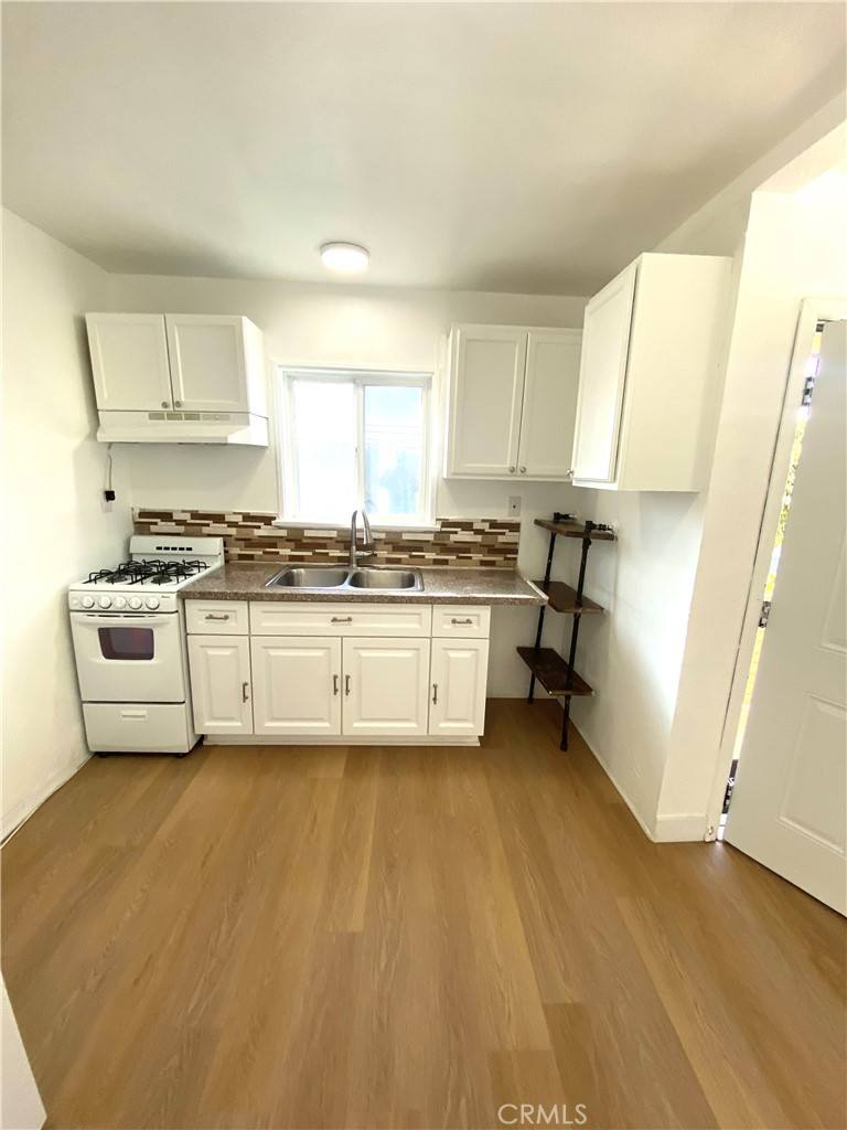 Apartment for rent at 1470 Martin Luther King Jr Ave, Long Beach, CA 90813