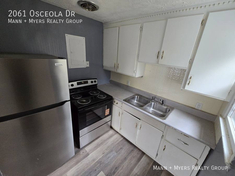 House for rent at 2061 Osceola Dr, Fayetteville, NC 28301