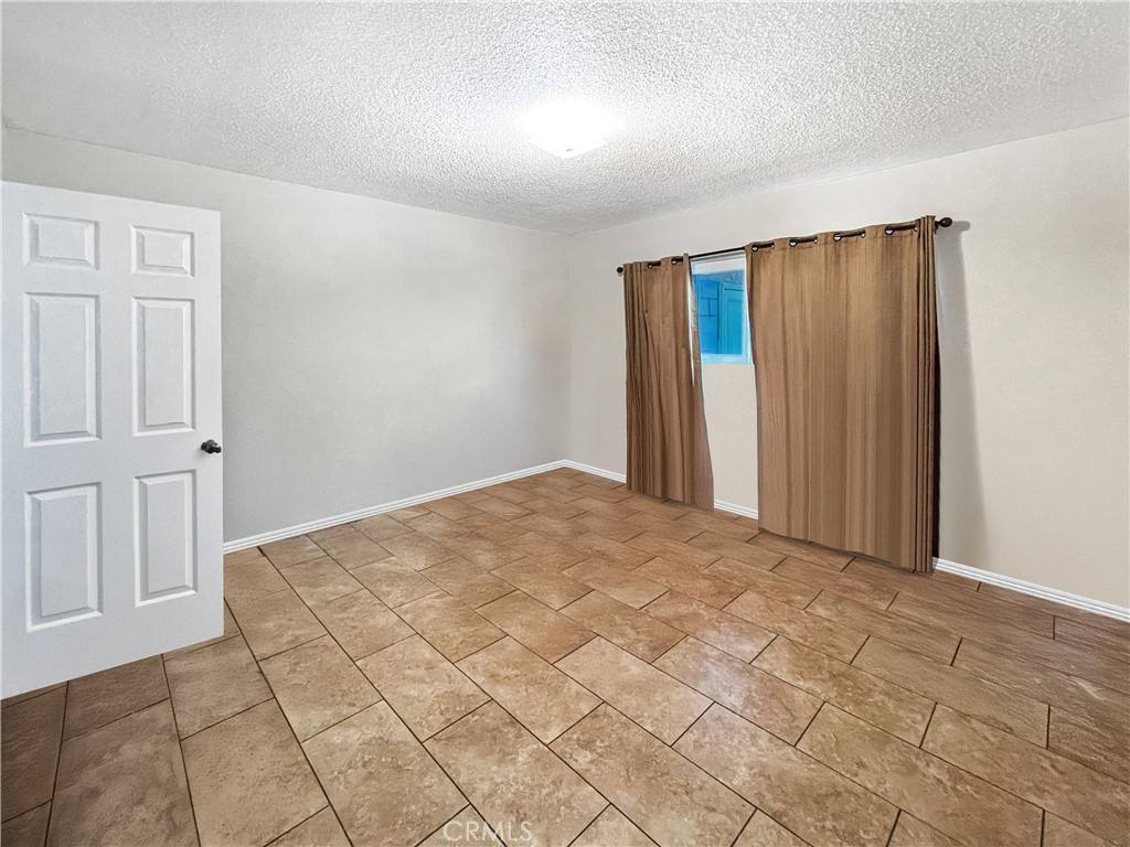 Apartment for rent at 4084 137th St #4084B, Hawthorne, CA 90250