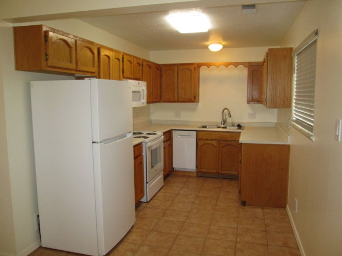 Townhouse for rent at 1704 Lead SE, Albuquerque, NM 87106