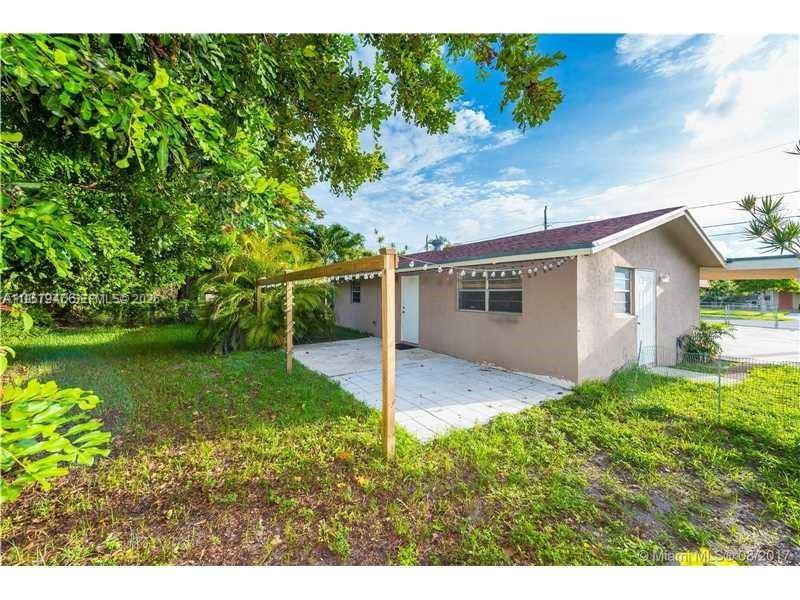 Apartment for rent at 127 NW 13th Ave #127REAR, Dania, FL 33004