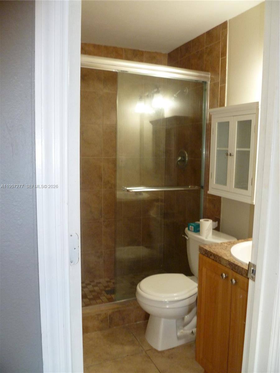 Apartment for rent at 127 NW 13th Ave #127REAR, Dania, FL 33004