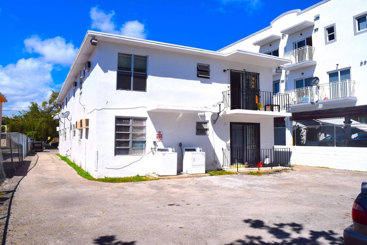 Apartment for rent at 1252 NW 5 St, Miami, FL 33125