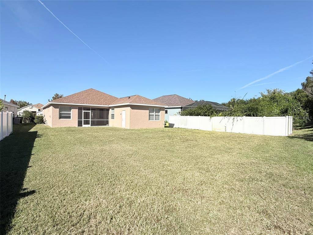 Apartment for rent at 14163 Cattle Egret Piace, Bradenton, FL 34202