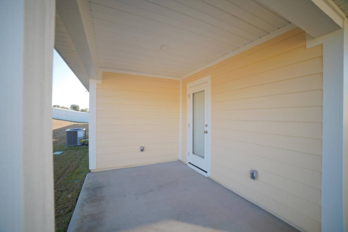 Apartment for rent at 4053 Brownstone Way, Tallahassee, FL 32311