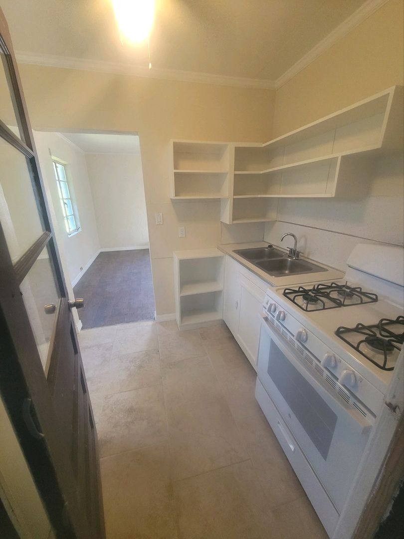 Apartment for rent at 1414 N Lakeview Ave, Leesburg, FL 34748