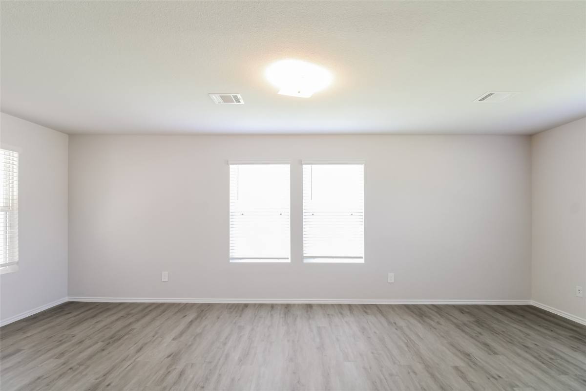 Apartment for rent at 14000 Lahontan Dr, Conroe, TX 77384