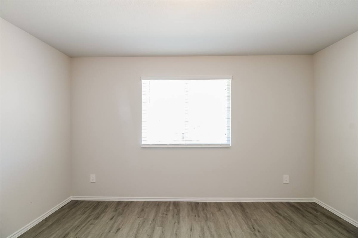 Apartment for rent at 14000 Lahontan Dr, Conroe, TX 77384