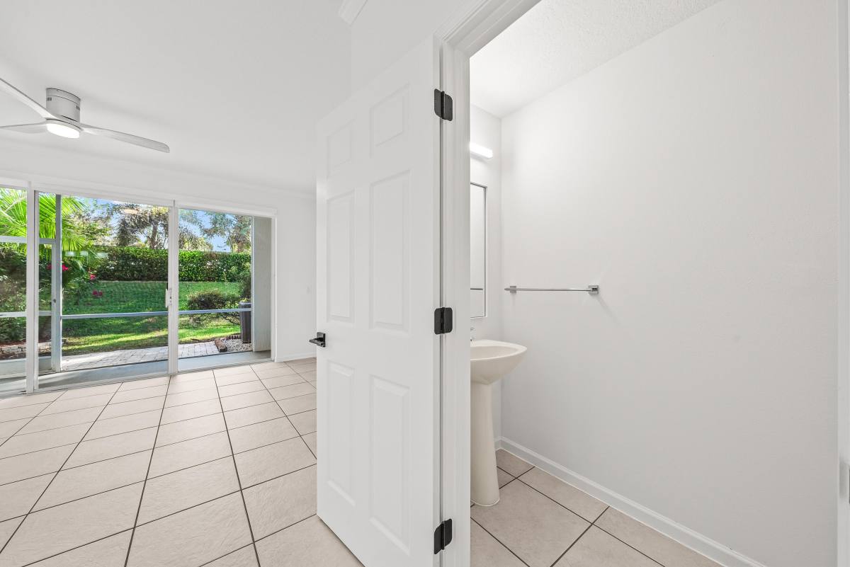 Townhouse for rent at 8024 Briantea Dr, Boynton Beach, FL 33472