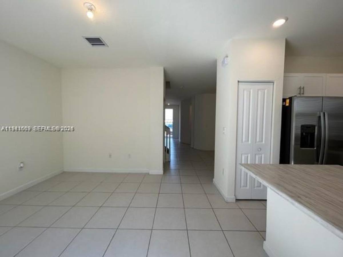 Townhouse for rent at 3354 W 112th St, Hialeah, FL 33018