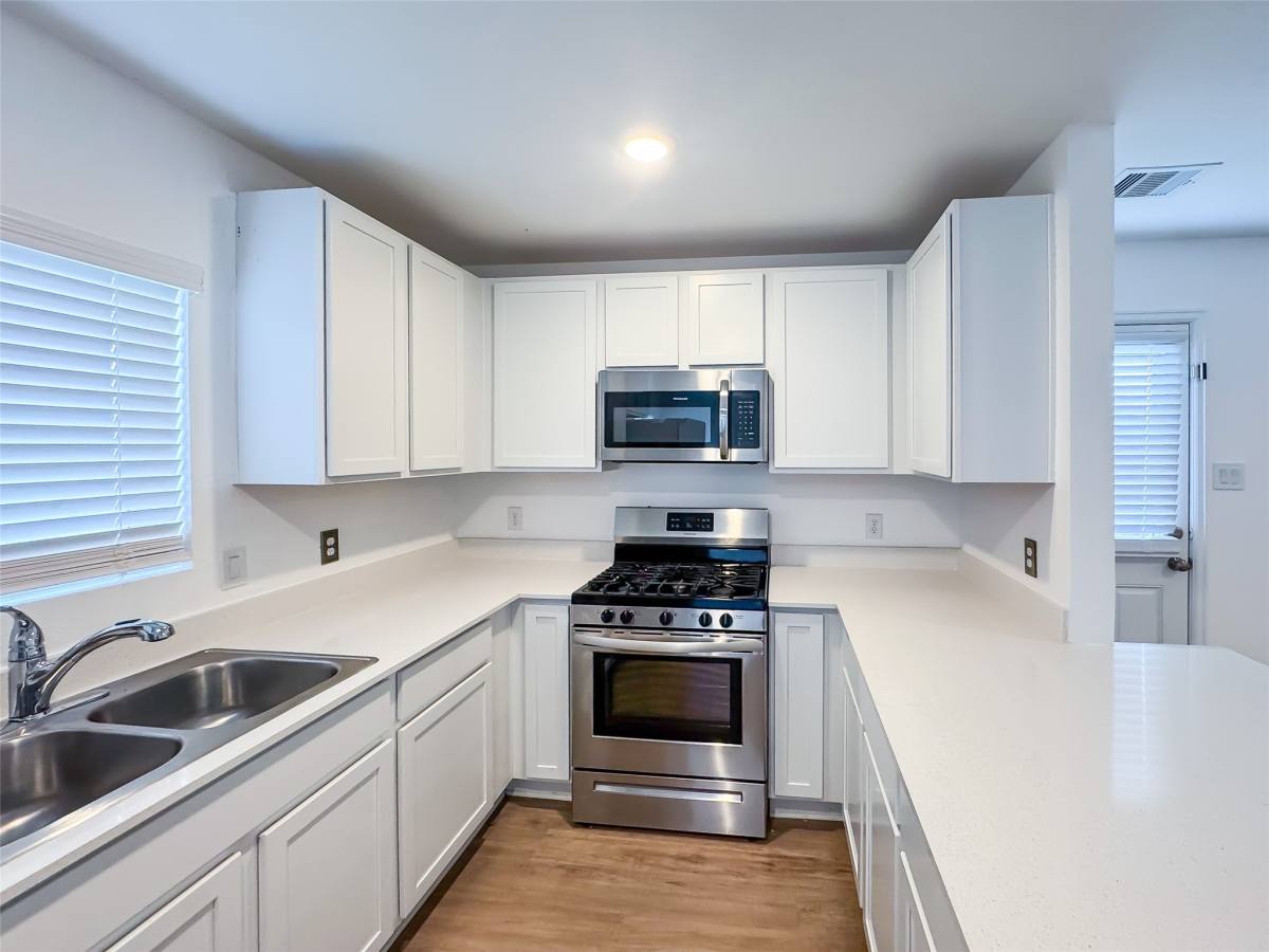 Apartment for rent at 26806 Jasmine Breeze Dr, Katy, TX 77493