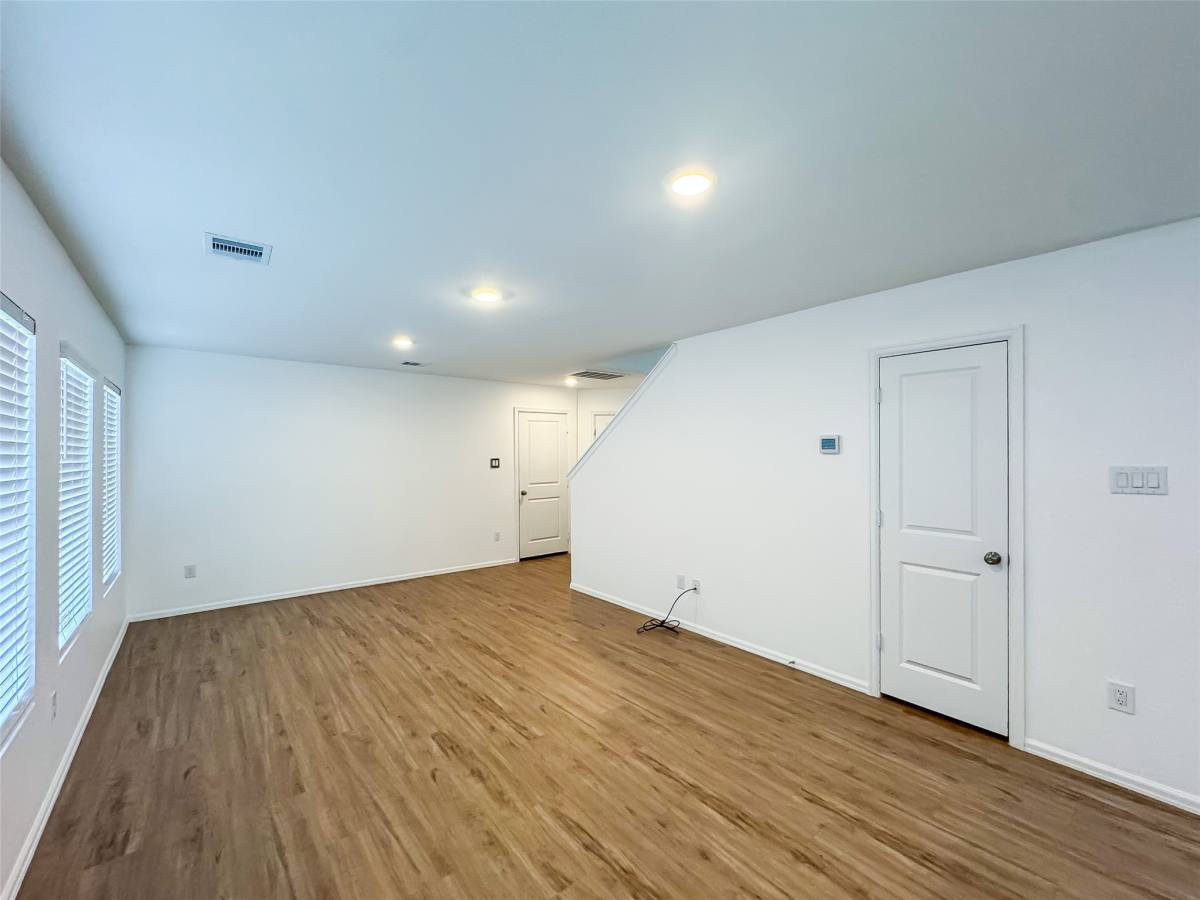 Apartment for rent at 26806 Jasmine Breeze Dr, Katy, TX 77493