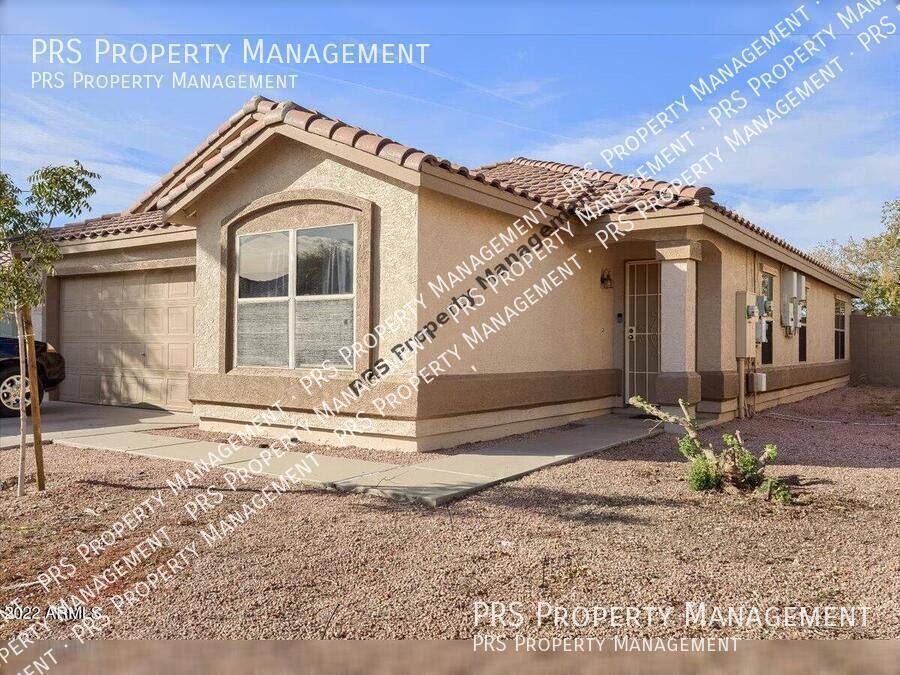 House for rent at 1042 S Clancy Circle, Mesa, AZ 85208