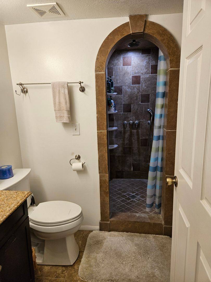 Apartment for rent at 575 N 200 W, Bountiful, UT 84010