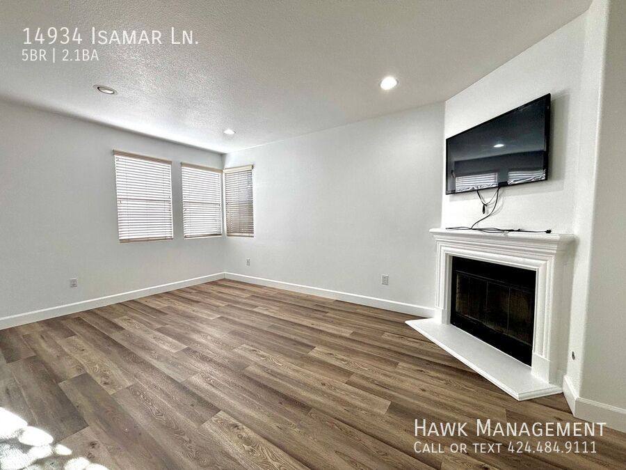 House for rent at 14934 Isamar Lane, North Hills, CA 91343