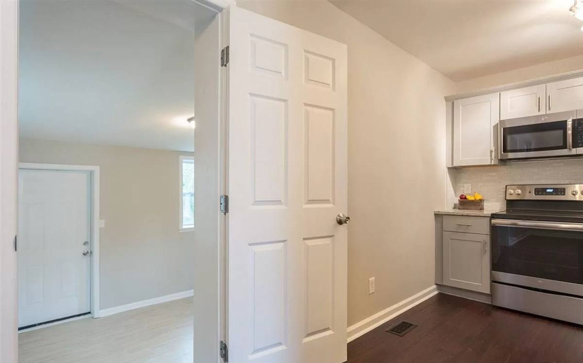 House for rent at 709 Glenbrook Dr, Raleigh, NC 27610