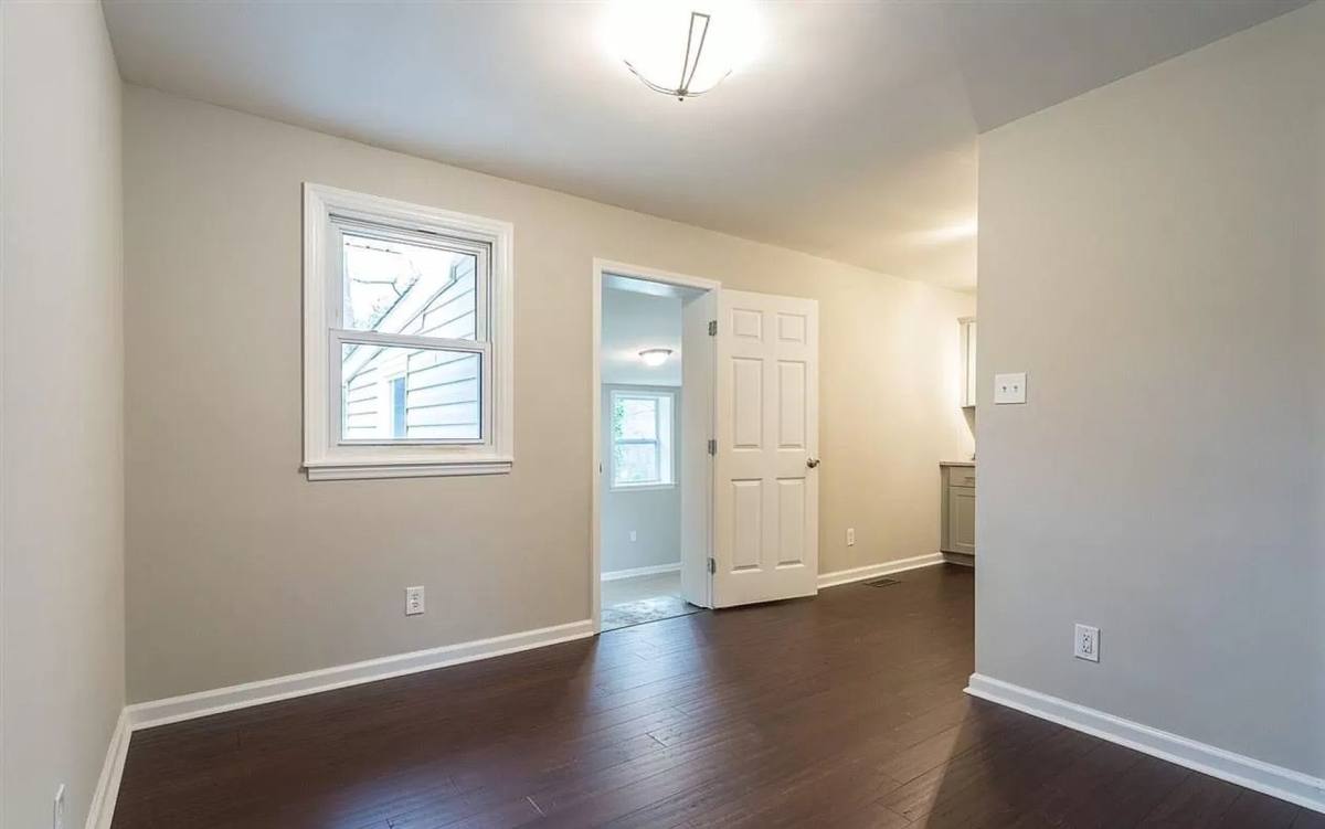 House for rent at 709 Glenbrook Dr, Raleigh, NC 27610