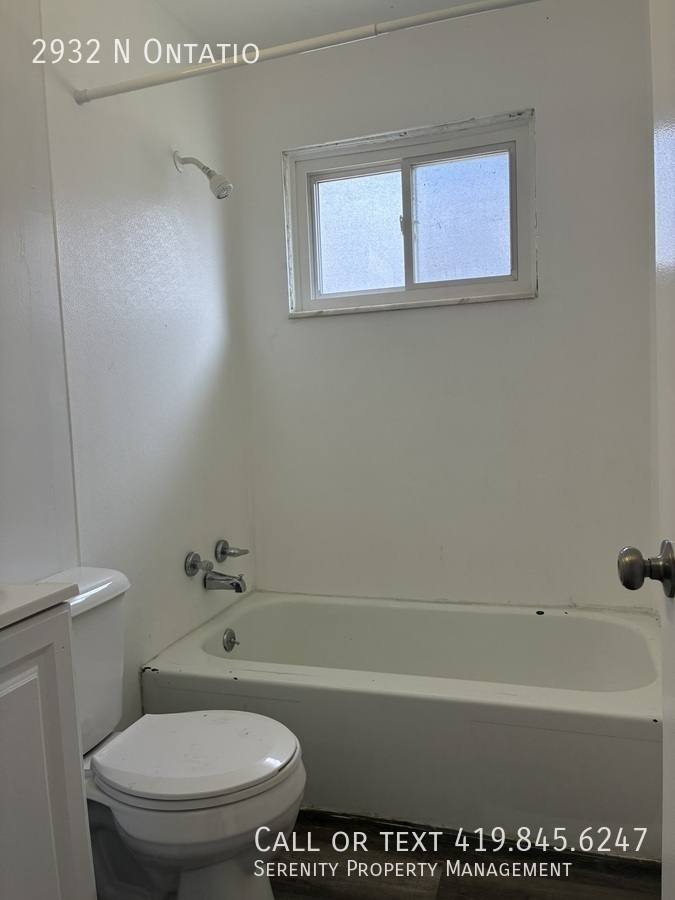 Apartment for rent at 2932 N Ontario, Toledo, OH 43611
