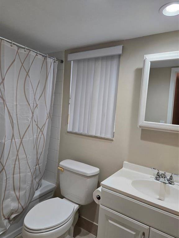 Condo for rent at 8590 Sunrise Lakes Blvd #106, Fort Lauderdale, FL 33322