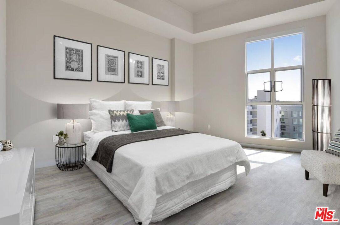 Apartment for rent at 1249 S Grand Ave #205, Los Angeles, CA 90015