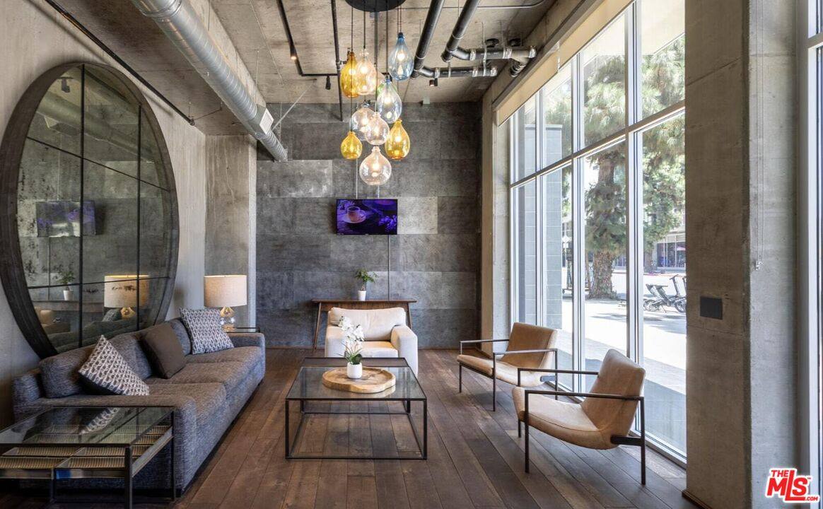 Apartment for rent at 1249 S Grand Ave #205, Los Angeles, CA 90015
