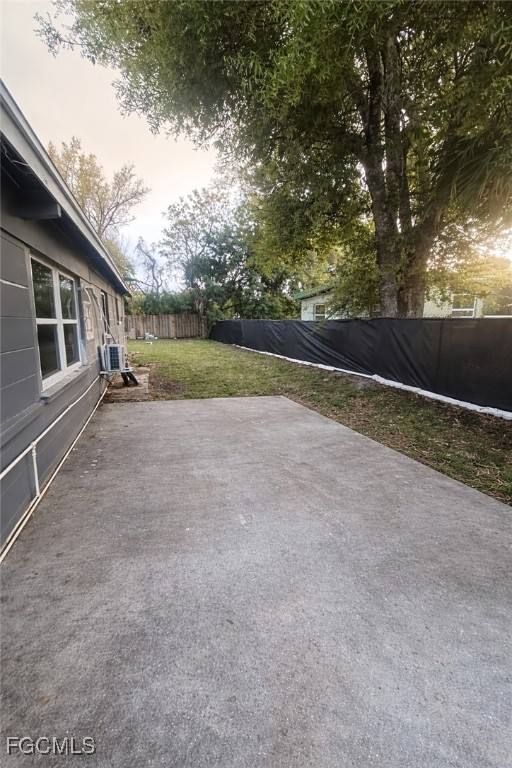 Apartment for rent at 3504 Lantana St, Fort Myers, FL 33916