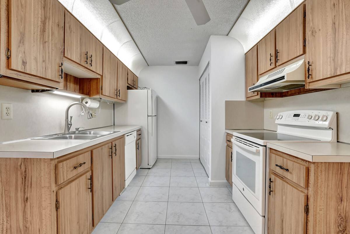 Apartment for rent at 3438 Theo Way, West Palm Beach, FL 33417