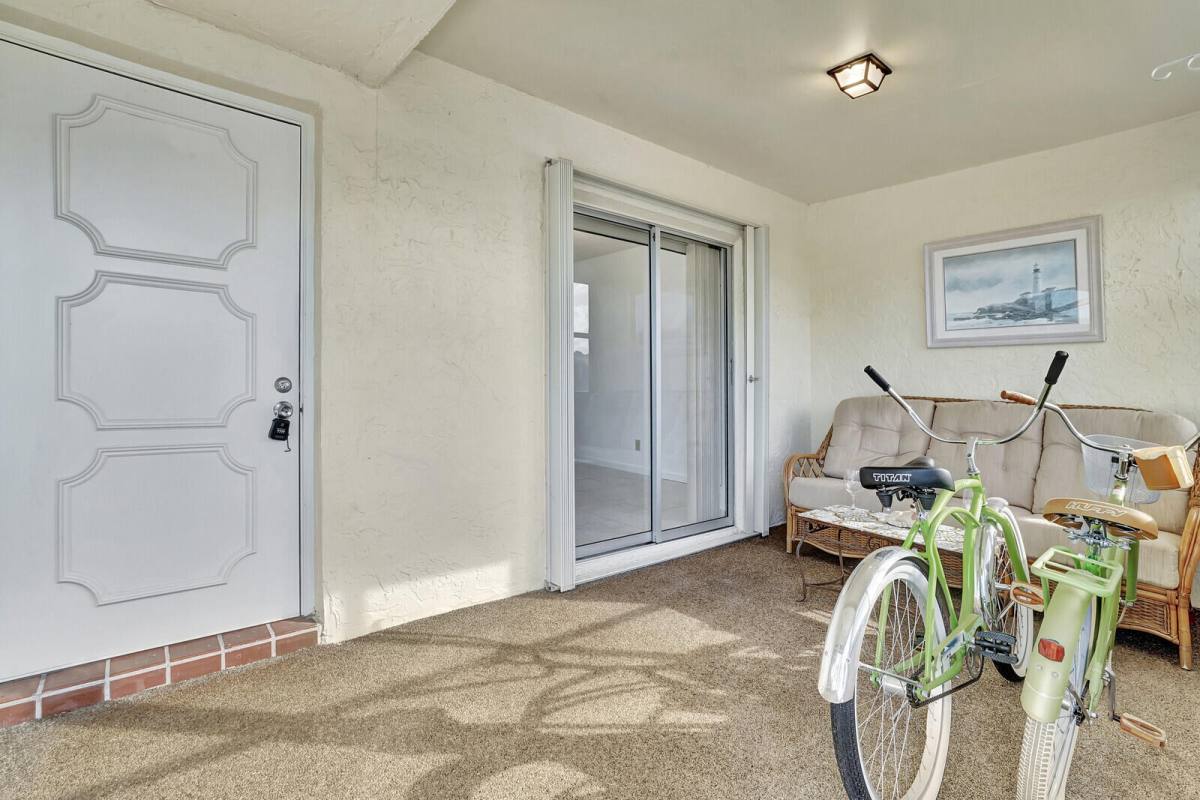 Apartment for rent at 3438 Theo Way, West Palm Beach, FL 33417