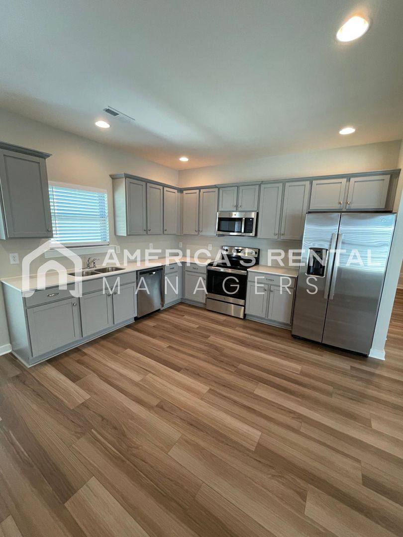 House for rent at 2132 Ellsworth Lp Rd, Cullman, AL 35055