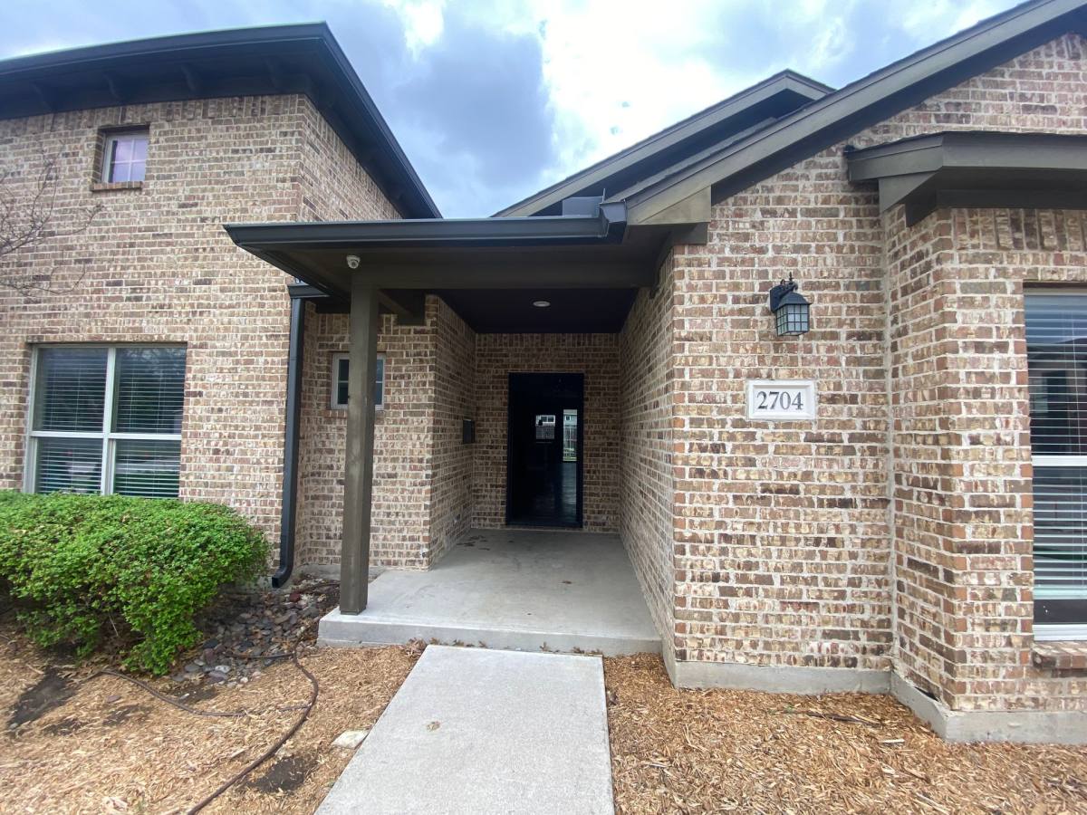 House for rent at 2704 Gordon Ave, Fort Worth, TX 76110