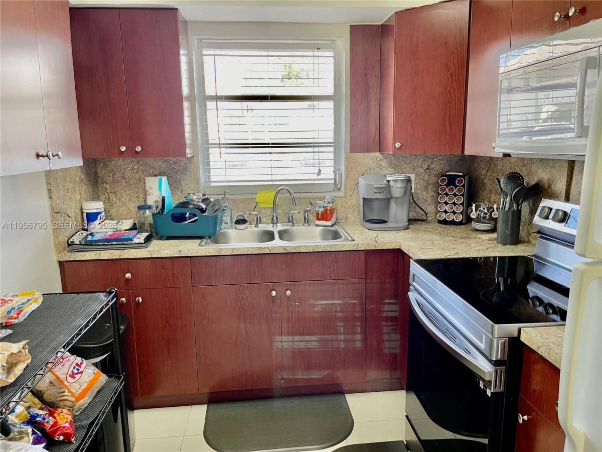 Condo for rent at 7328 SW 82nd St #7328B113, Miami, FL 33143