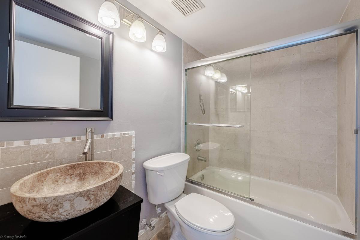 Apartment for rent at 3300 NE 192 St #1108, Miami, FL 33180