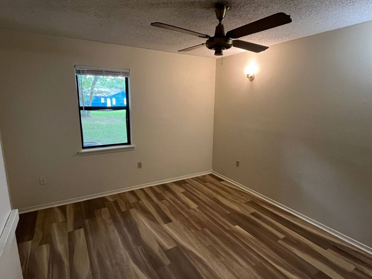 Apartment for rent at 1506 N Nashville Ave, Russellville, AR 72801