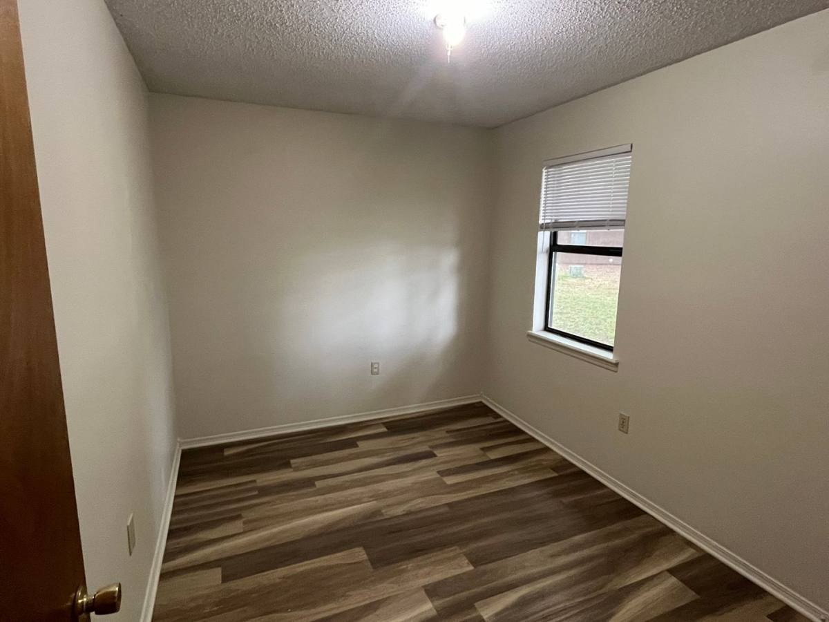 Apartment for rent at 1506 N Nashville Ave, Russellville, AR 72801