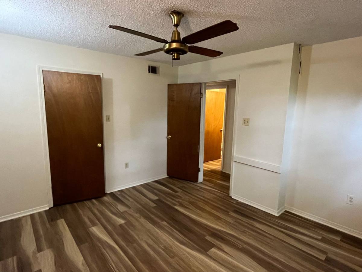 Apartment for rent at 1506 N Nashville Ave, Russellville, AR 72801