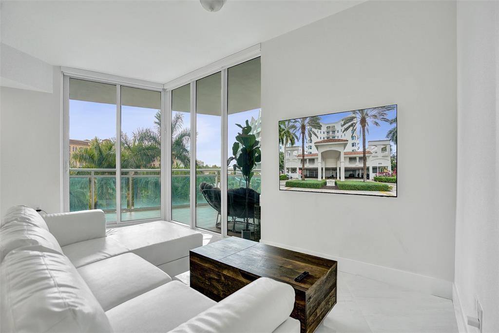 Apartment for rent at 3000 NE 188th St #402, Miami, FL 33180