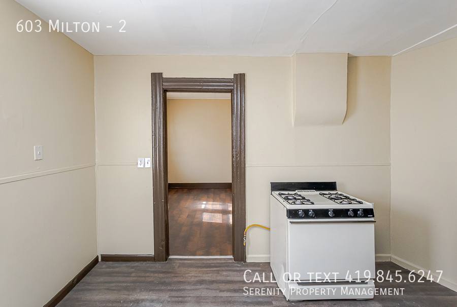 Apartment for rent at 603 Milton #2, Toledo, OH 43605