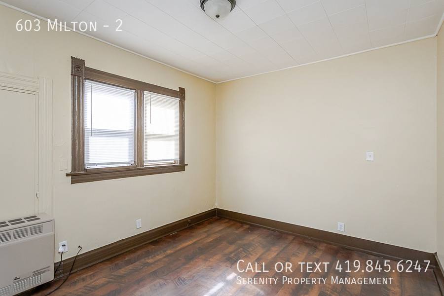 Apartment for rent at 603 Milton #2, Toledo, OH 43605