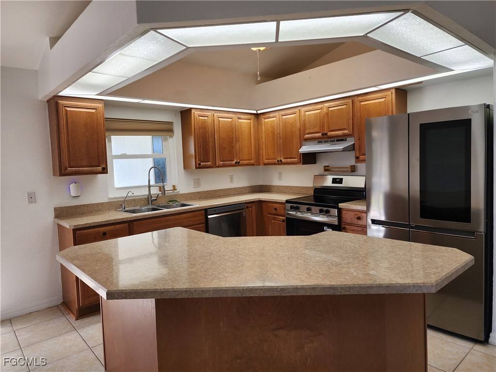Apartment for rent at 1214 NE 14th Ave, Cape Coral, FL 33909
