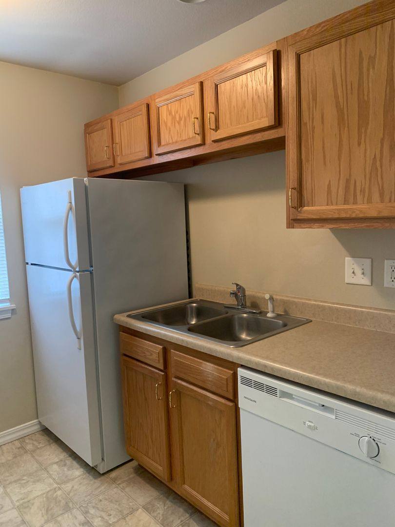 Apartment for rent at 22690 Hanley Lane, Saint Robert, MO 65584