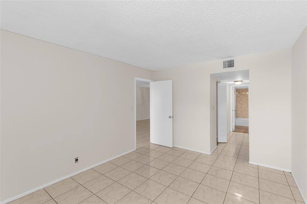 Apartment for rent at 2017 NW 46th Ave #2017409A, Fort Lauderdale, FL 33313