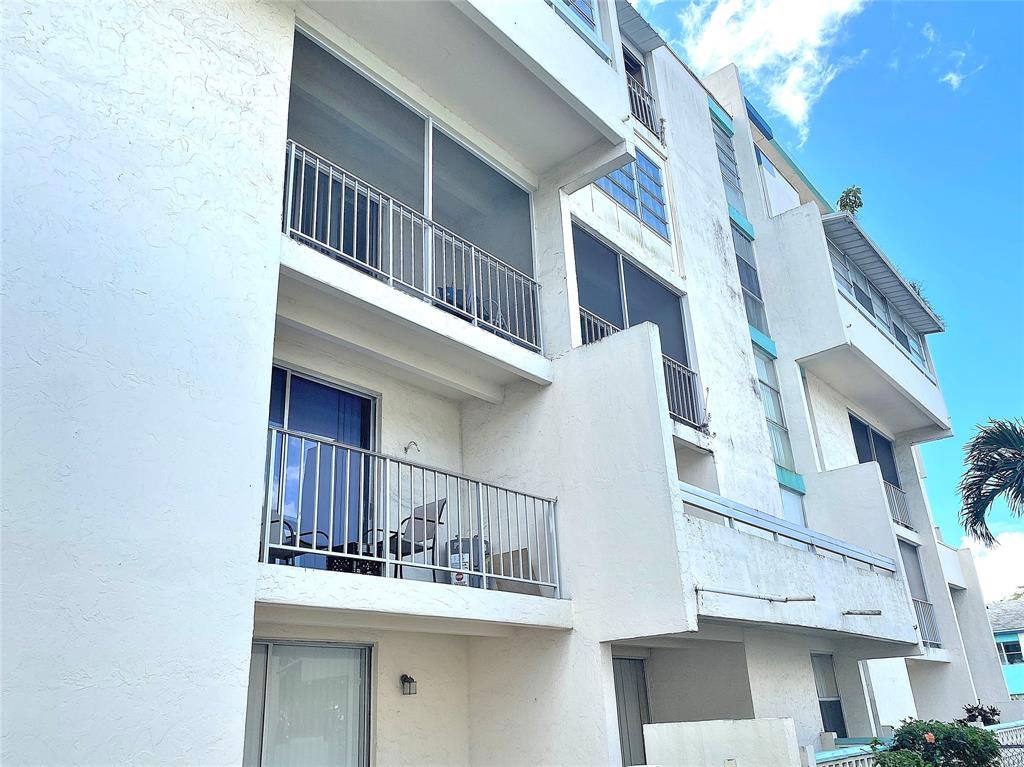 Apartment for rent at 2017 NW 46th Ave #2017409A, Fort Lauderdale, FL 33313