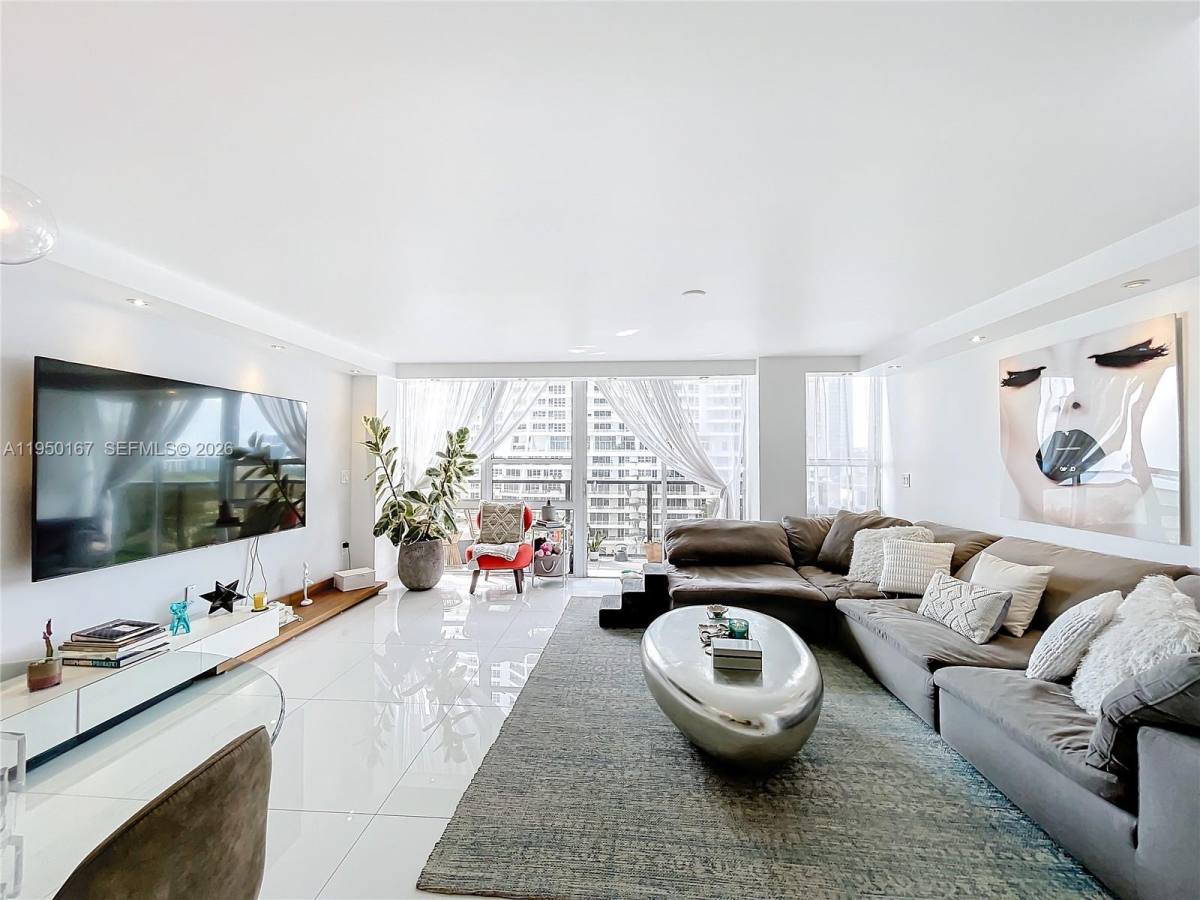 Apartment for rent at 600 NE 36th St #703, Miami, FL 33137